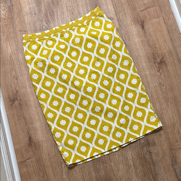 BODEN | Yellow Geometric Print Pencil Skirt - Picture 2 of 8